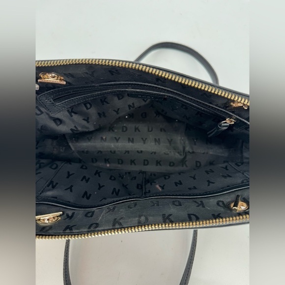 Dkny Bryant Black Leather Medium Satchel - Picture 9 of 9